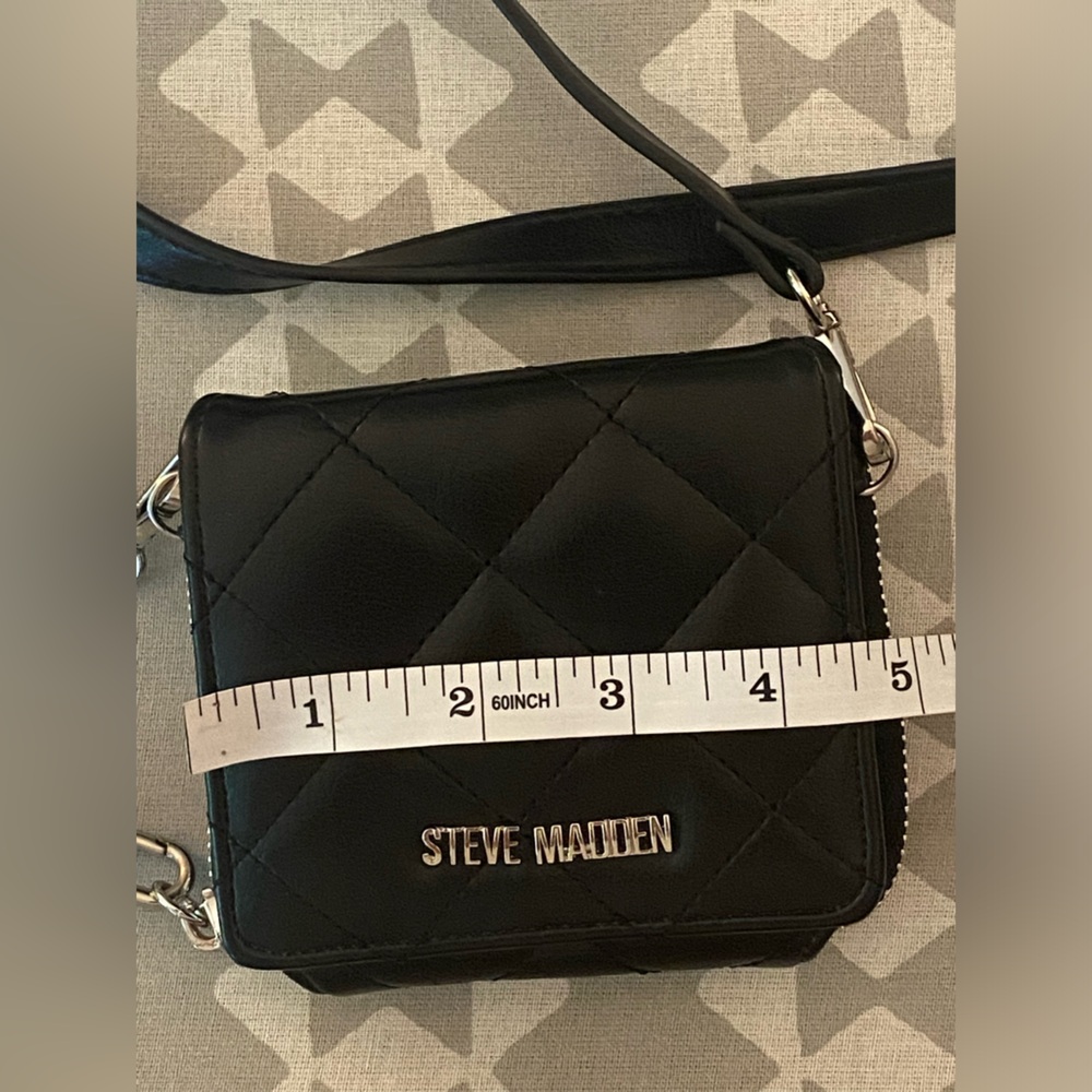 Steve Madden Bmarilyn Faux-Leather Chain Link Cro… - image 1